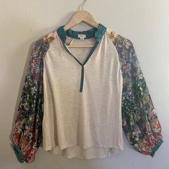 Anthropologie Tops - Anthropologie Tiny Eleanor Multicolor Long Sleeve Top XS